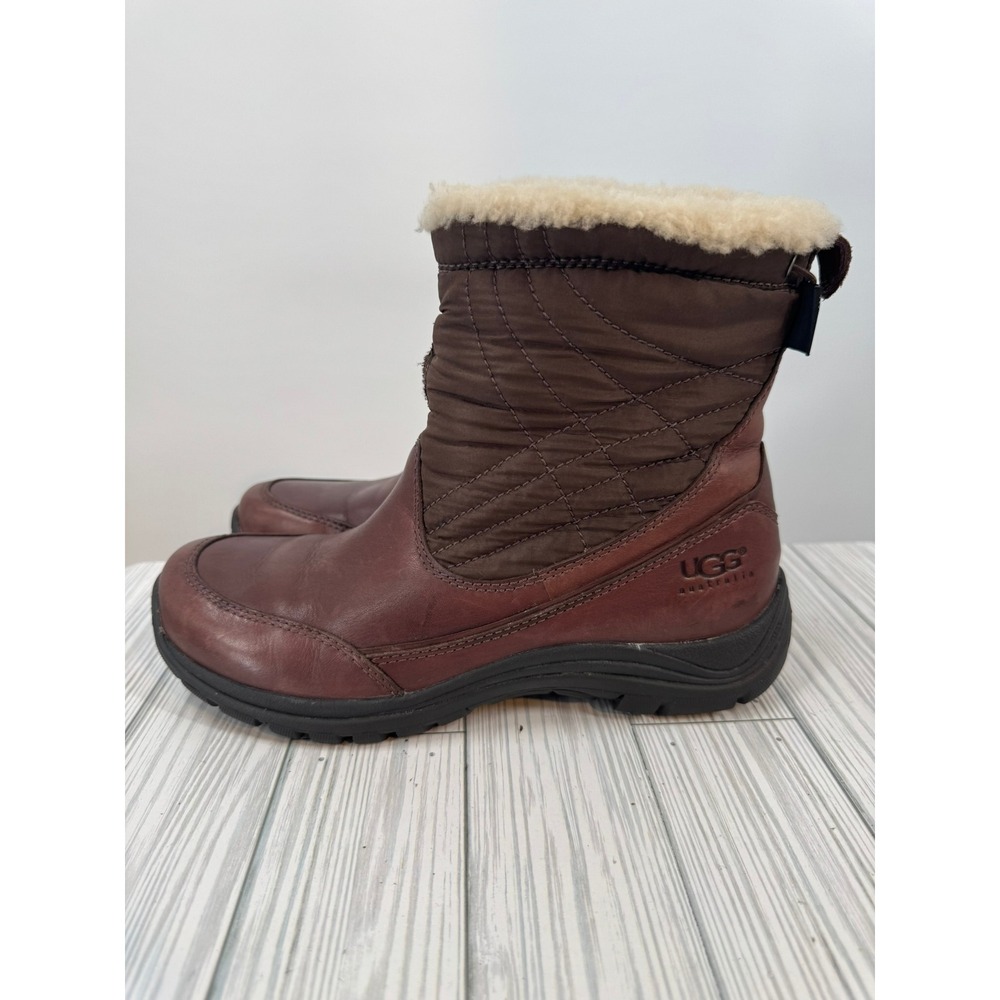 UGG Women's Size 9 Waterproof Boots Stormburst Brown Vibram Shearling Fur Lined - Picture 5 of 15